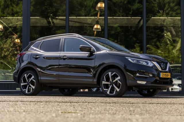 Nissan Qashqai (2018) thumbnail 1