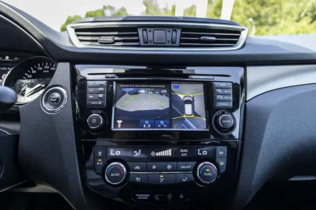 Nissan Qashqai (2018) thumbnail 33