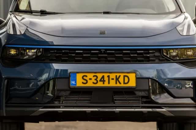 Lynk & Co 01 (2023) thumbnail 9