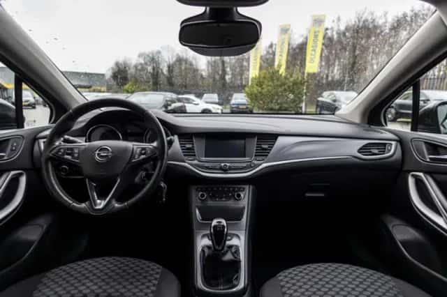 Opel Astra (2018) thumbnail 17