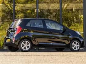 Kia Picanto (2015) thumbnail 6