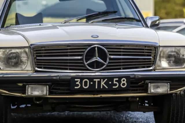 Mercedes-Benz SL-Klasse (1975) thumbnail 5
