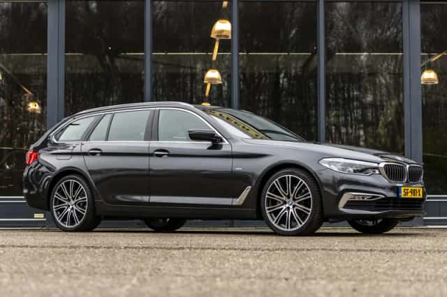 BMW 5-Serie (2018) thumbnail 1