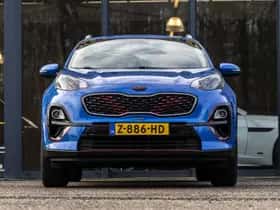 Kia Sportage (2019) thumbnail 2