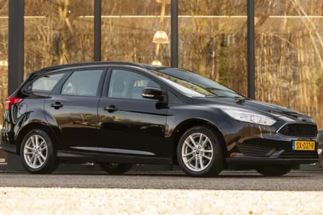 Ford Focus (2018) thumbnail 2