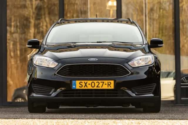 Ford Focus (2018) thumbnail 3