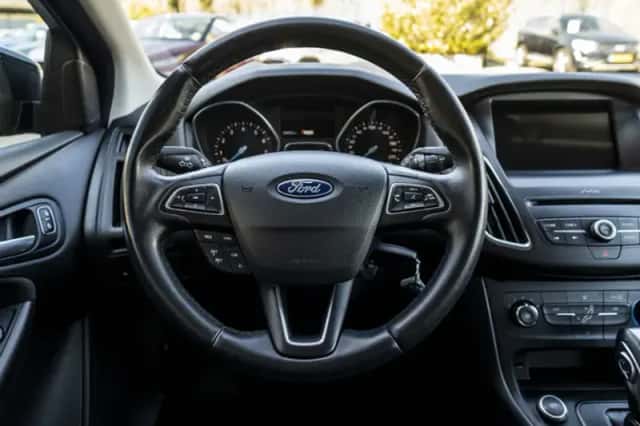 Ford Focus (2018) thumbnail 25
