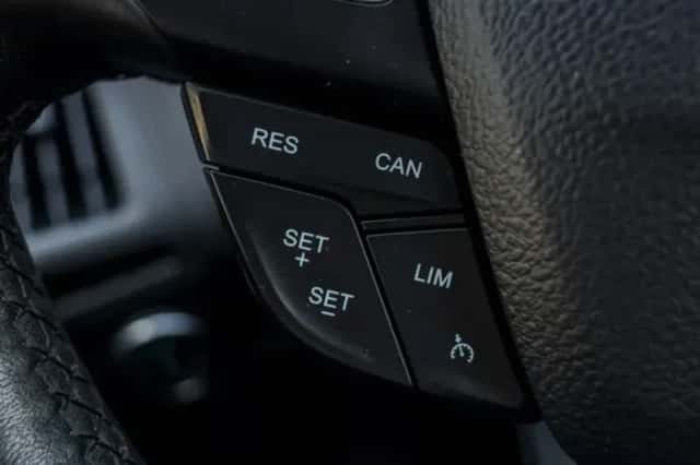 Ford Focus (2018) thumbnail 33