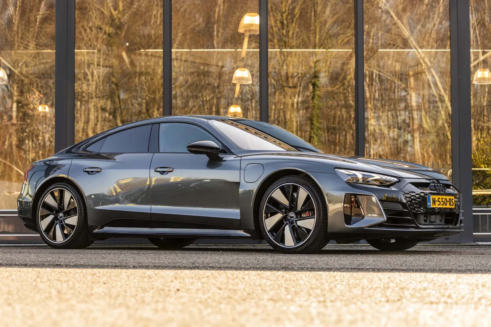 Audi e-tron GT (2021) — foto 1