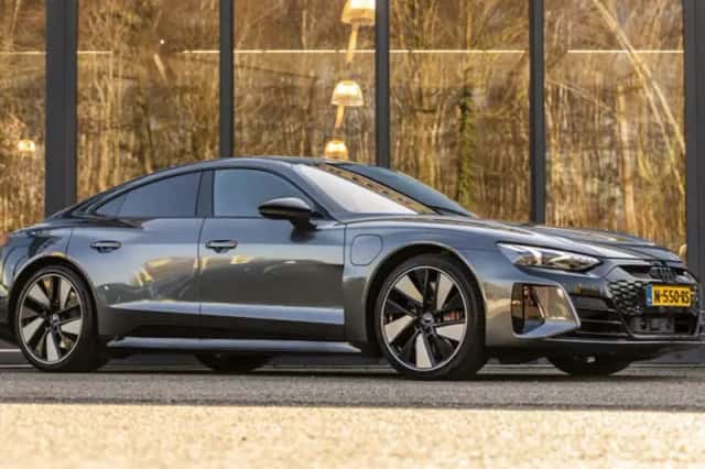 Audi e-tron GT (2021) thumbnail 2