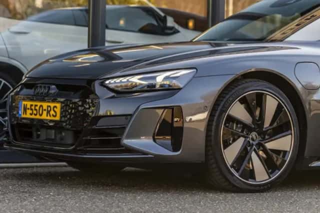 Audi e-tron GT (2021) thumbnail 12