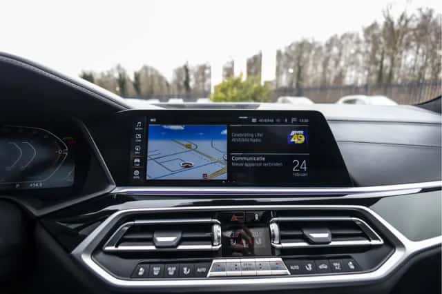 BMW X7 (2020) thumbnail 47