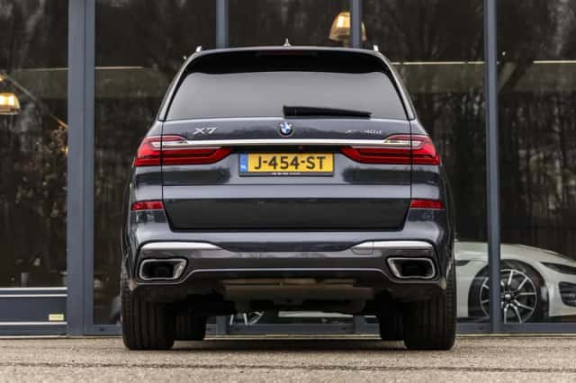 BMW X7 (2020) thumbnail 6