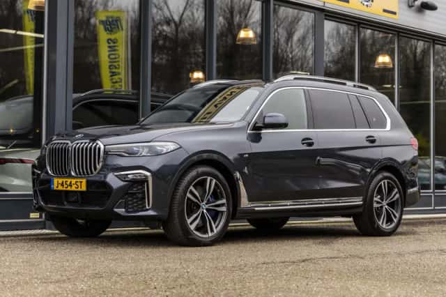 BMW X7 (2020) thumbnail 10