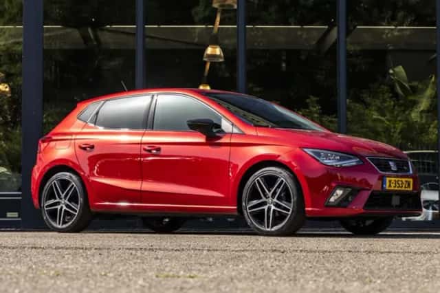 SEAT Ibiza (2017) thumbnail 2