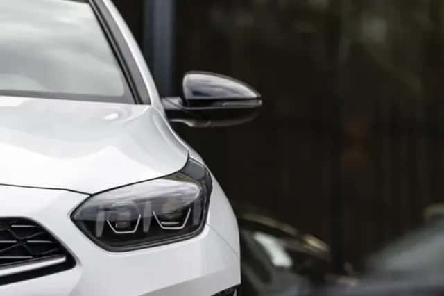 Kia Proceed (2023) thumbnail 5