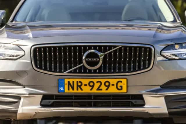 Volvo V90 (2017) thumbnail 4