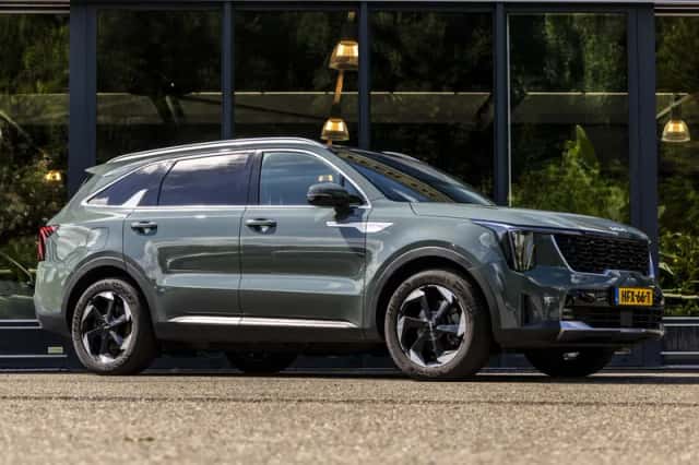 Kia Sorento (2025) thumbnail 1