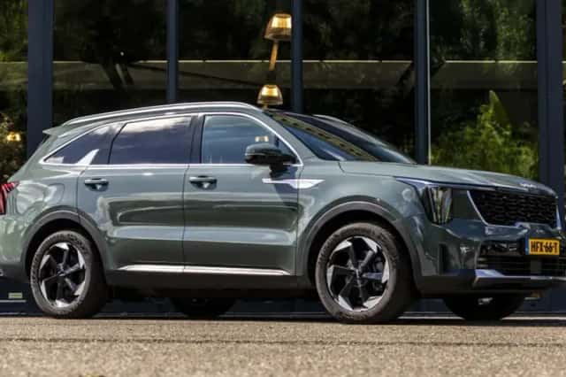 Kia Sorento (2025) thumbnail 2