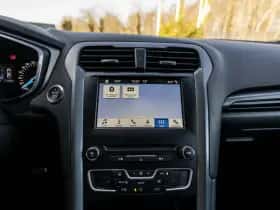 Ford Mondeo (2017) thumbnail 38