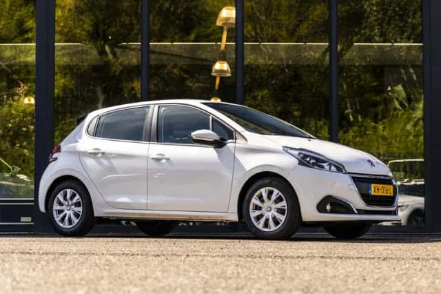 Peugeot 208 (2019) thumbnail 1