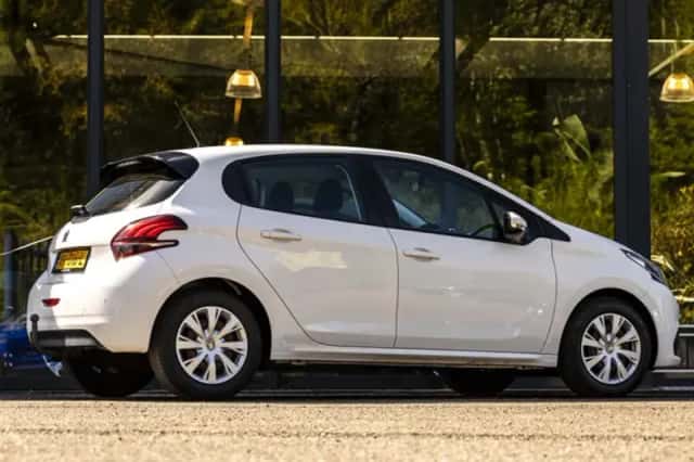 Peugeot 208 (2019) thumbnail 6