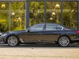 BMW 7-Serie (2016) thumbnail 9