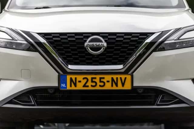 Nissan Qashqai (2021) thumbnail 4