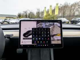 Tesla Model 3 (2021) thumbnail 34