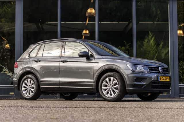 Volkswagen Tiguan (2017) thumbnail 1