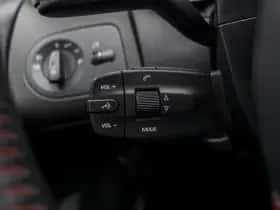 SEAT Ibiza (2015) thumbnail 26