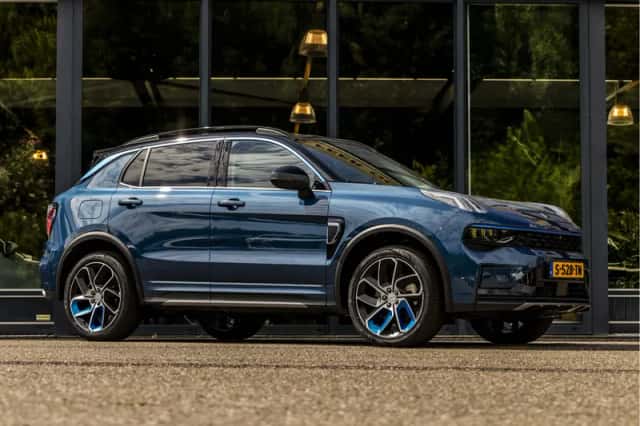 Lynk & Co 01 (2023) thumbnail 1