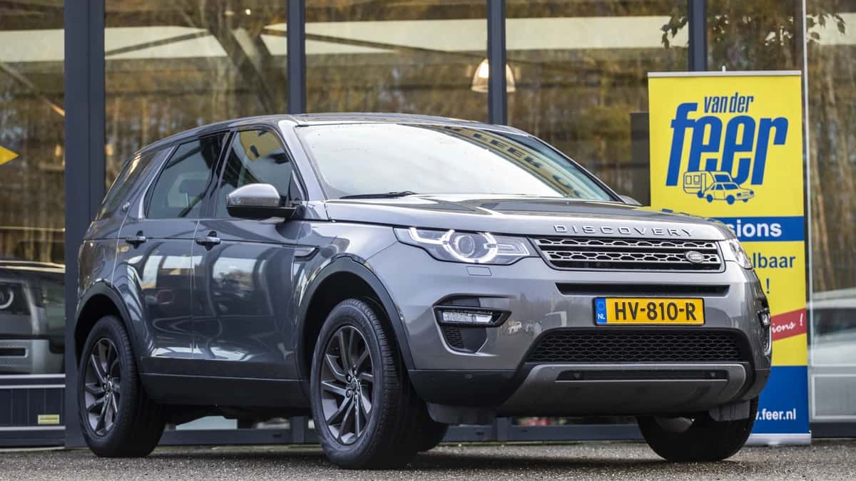 Land Rover Discovery Sport (2016) — foto 1