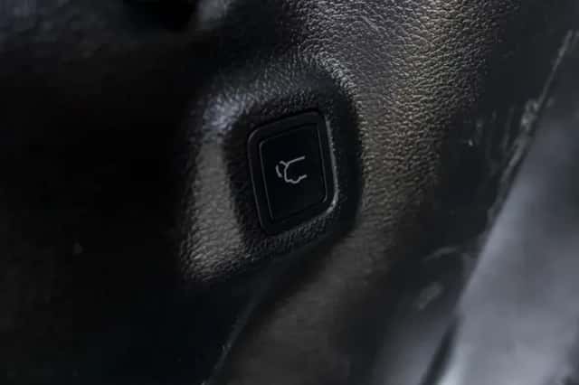 Jeep Compass (2019) thumbnail 16