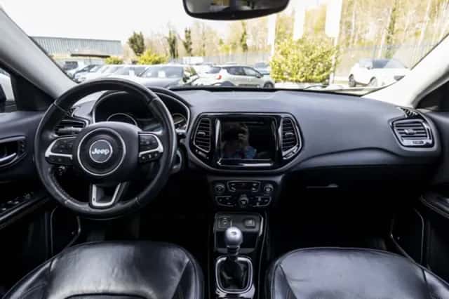 Jeep Compass (2019) thumbnail 19