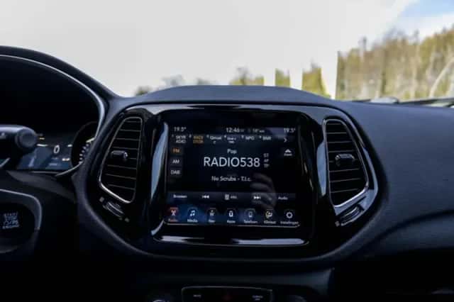 Jeep Compass (2019) thumbnail 36