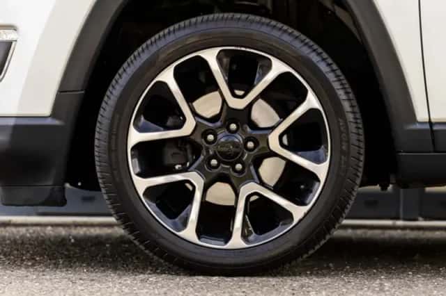 Jeep Compass (2019) thumbnail 10