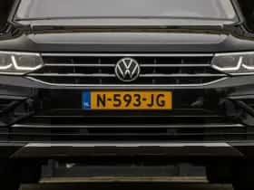 Volkswagen Tiguan (2021) thumbnail 4
