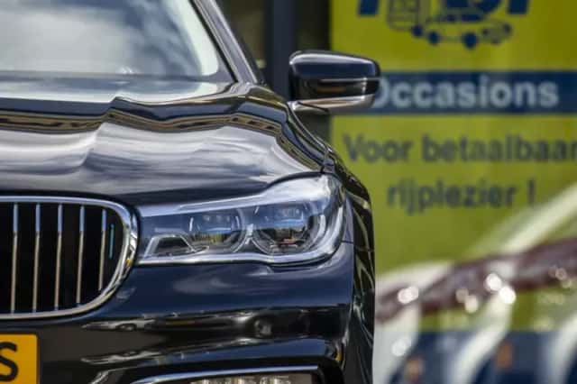BMW 7-Serie (2018) thumbnail 5