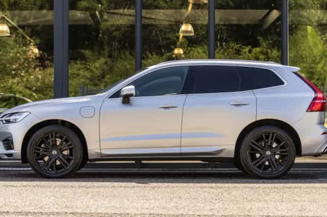 Volvo XC60 (2019) thumbnail 4