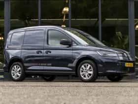 Volkswagen Caddy (2024) thumbnail 2