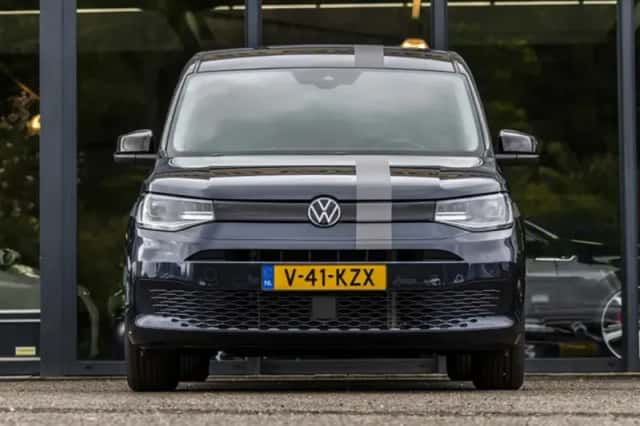 Volkswagen Caddy (2024) thumbnail 3