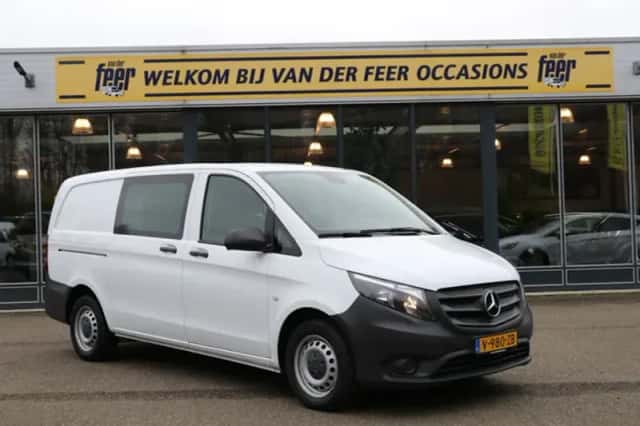Mercedes-Benz Vito (2019) thumbnail 2