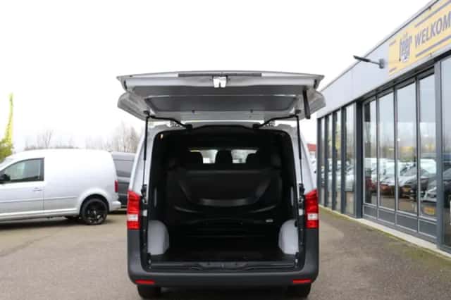 Mercedes-Benz Vito (2019) thumbnail 19