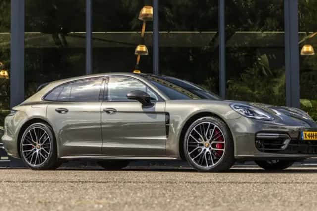 Porsche Panamera (2023) thumbnail 2