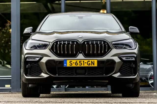 BMW X6 (2021) thumbnail 3