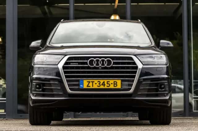 Audi Q7 (2019) thumbnail 3