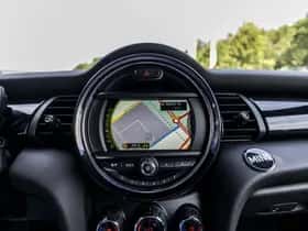 MINI Cooper (2017) thumbnail 36