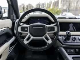 Land Rover Defender (2021) thumbnail 19