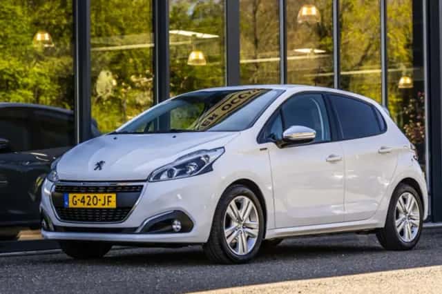 Peugeot 208 (2019) thumbnail 6